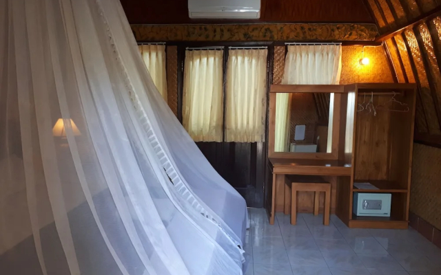 Sandy Beach Bungalows