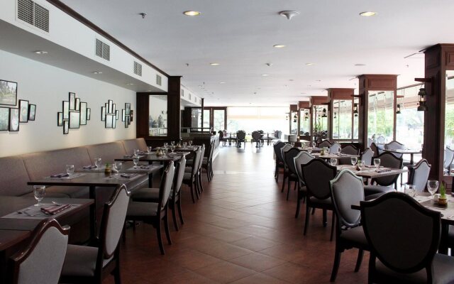 Sampran Riverside