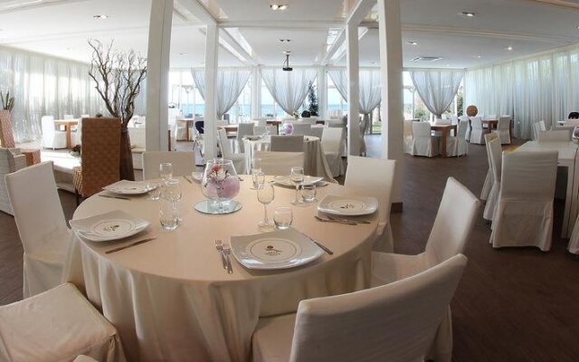 Martur Resort