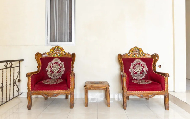 RedDoorz @ Jalan Maengket Manado