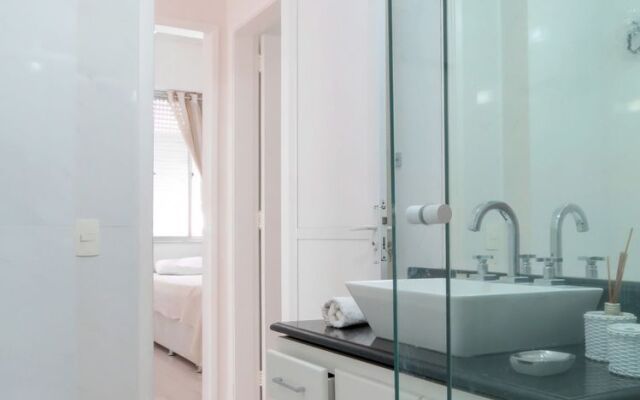 LinkHouse Clean & Comfort 2-BDR Copacabana C2-0046