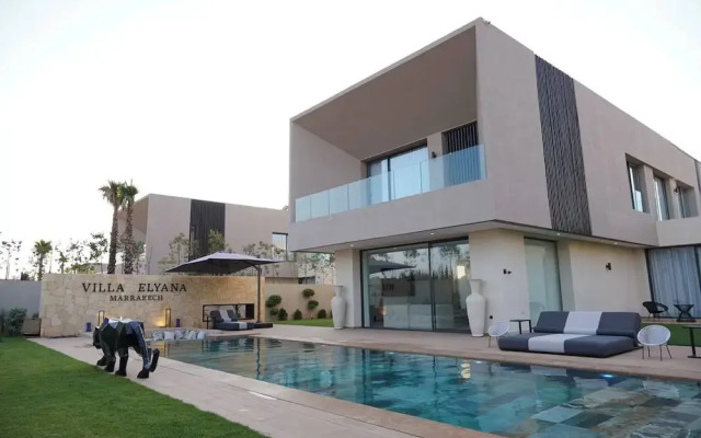 Marrakech Oasis Retreat - 5-bedroom Villa With Private Pool