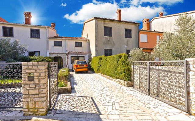 Apartment 1560