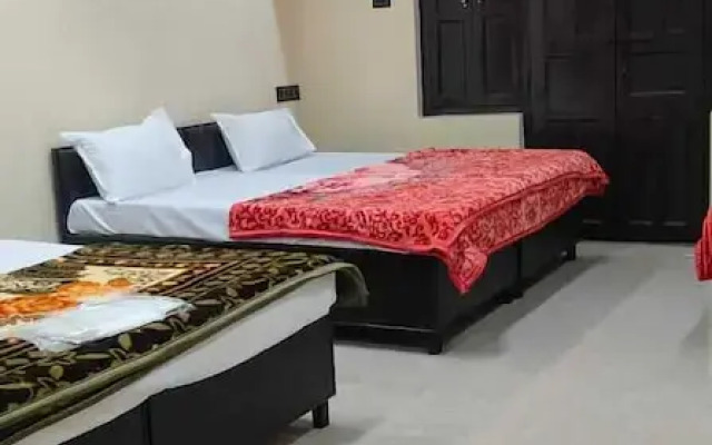 Comfort Inn Paying Guest House