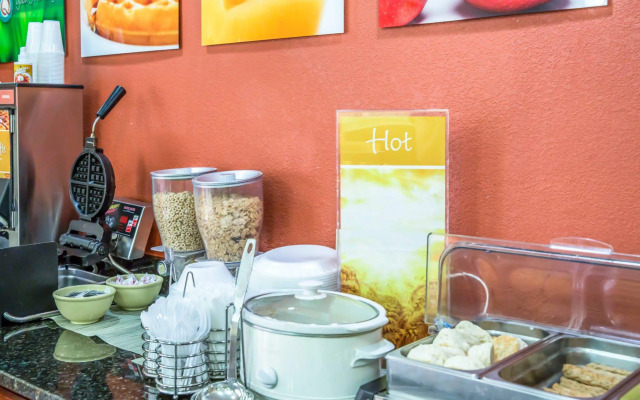 Quality Inn Jacksonville near Camp Lejeune