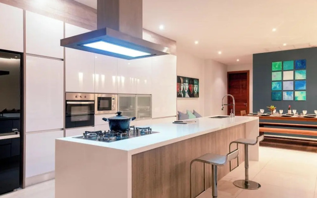 Luxurious Seaview 4BR Private Pool Villa by Intira Villas