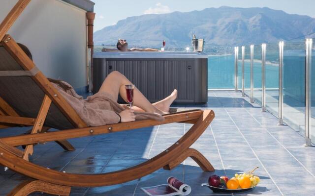 Marina Holiday & Spa