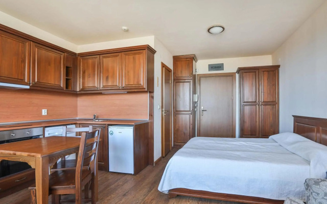 Pirin Golf & Country Club Apartments Complex