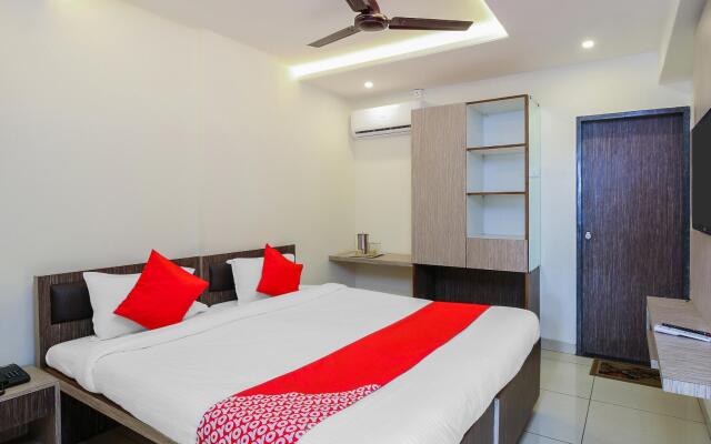 OYO 19321 Hotel Surya Comforts
