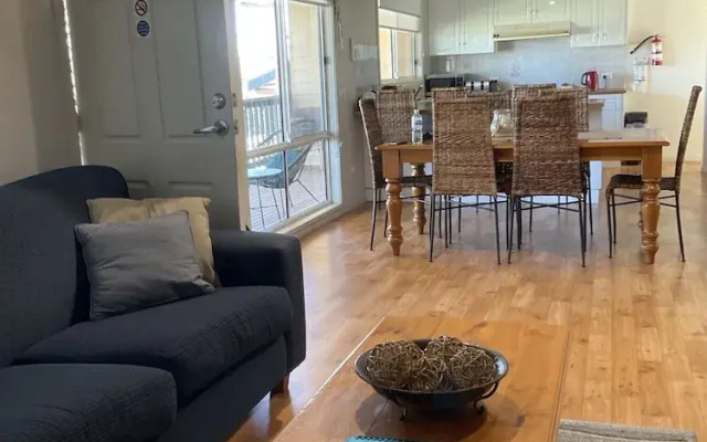 90 Mile Beach House & Villas