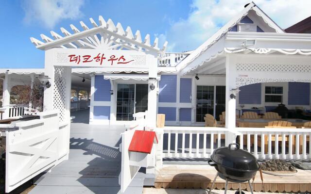 Tongyeong Deck house Pension