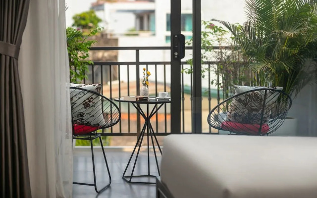 Hanoi Vacanza Premier Hotel