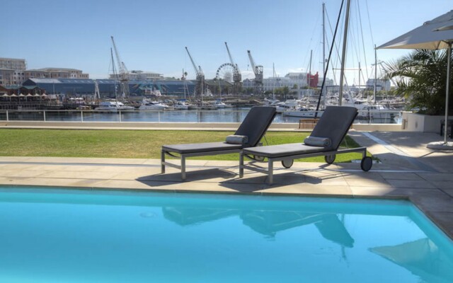 Апарт-отель Waterfront Village