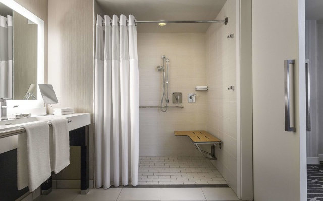 Manchester Grand Hyatt San Diego - Image 6