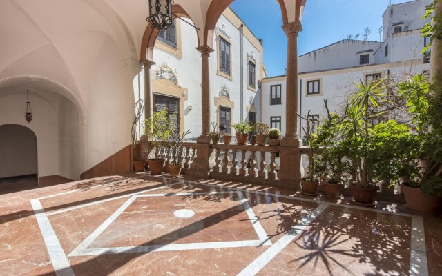 Casa degli Affreschi Palazzo Lungarini