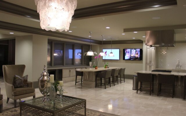 Camden Paces Apartments