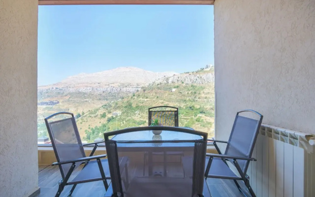 Verve 2BR Apt. by The Valley Kfardebian