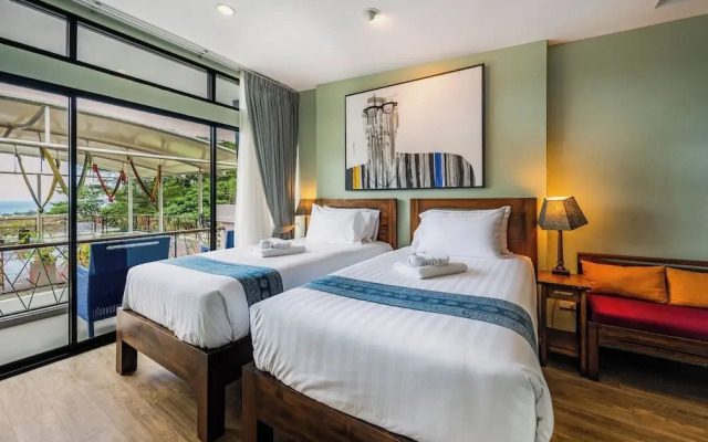CC Bloom's Hotel