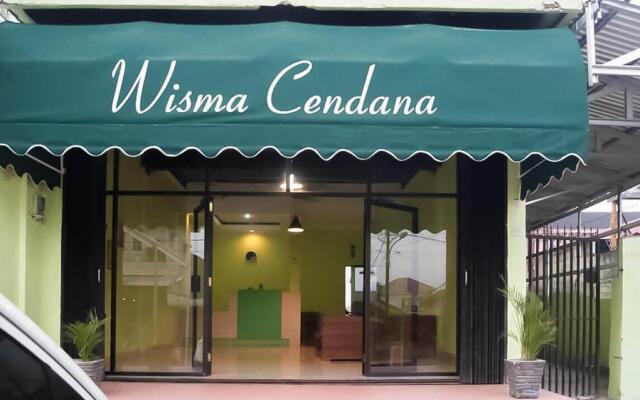 RedDoorz Syariah near Hermina Hospital Palembang 2