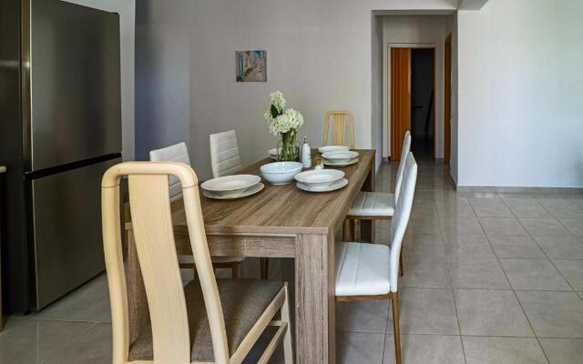 Evi'S Afandou Suites 2