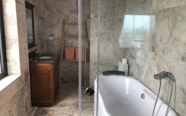 Emanuela Hotel  Serviced Apartment