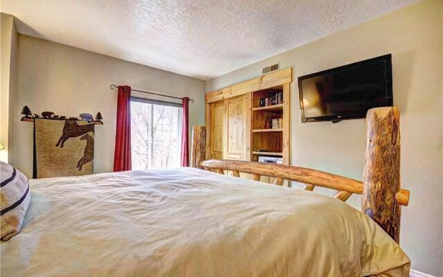 Park Station by Luxury Mountain