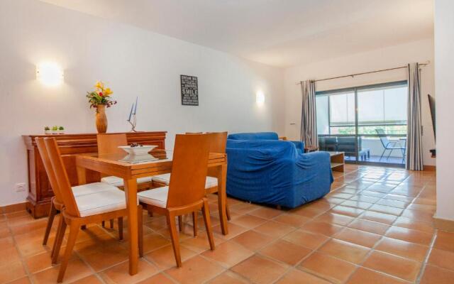 B39 - Marina Hill Apartment