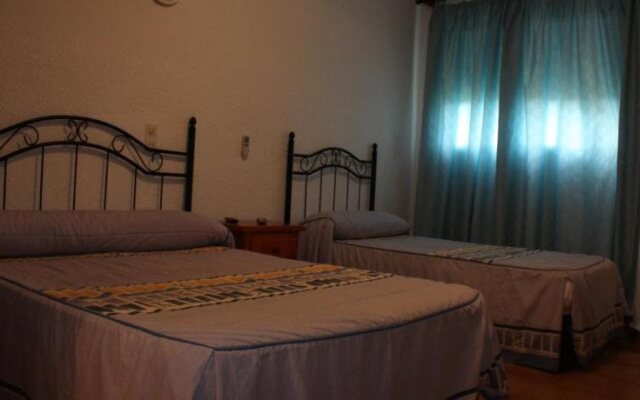 Hostal Tamarindos