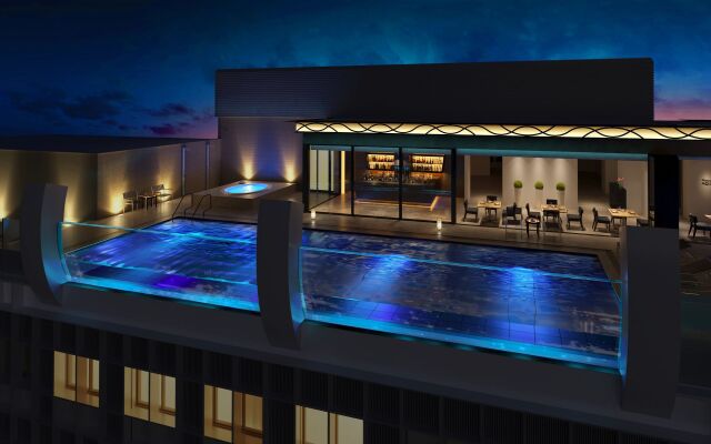 Hotel AQUA CITTA Naha