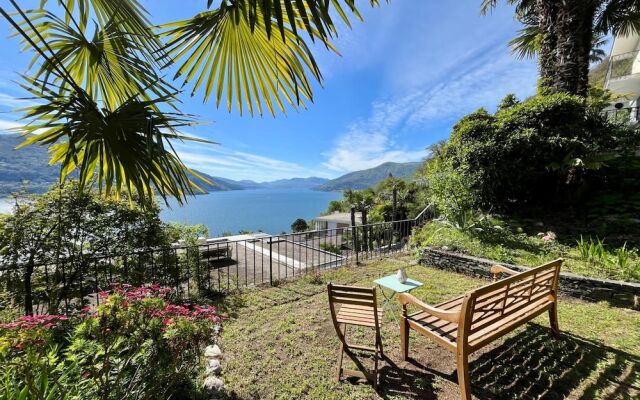 Peace Over the Lake Room 1