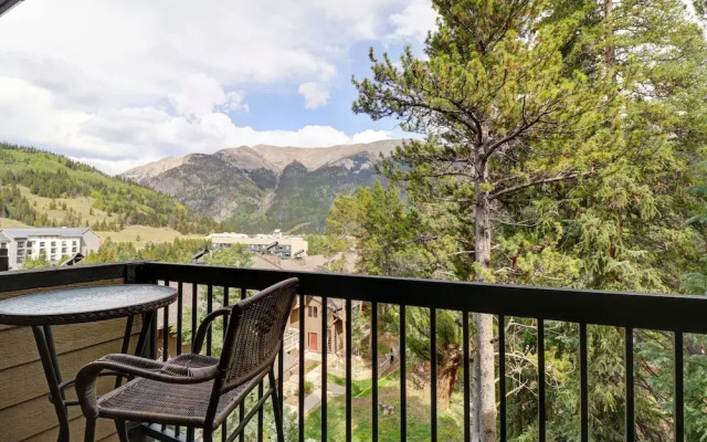 CM416 Copper Mtn Inn