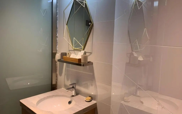 Dormy Boutique Hotel