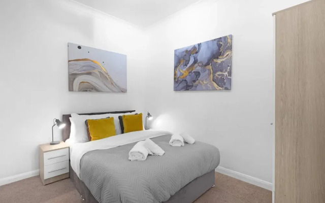 Modern 1 Bedroom Apartment in Gravesend