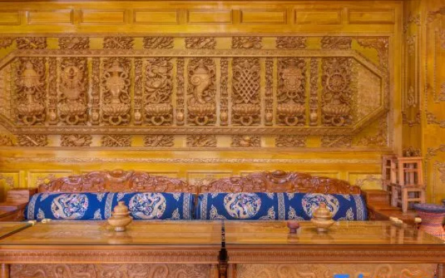 Kangsaa Manor – Lobby – Shangri-La