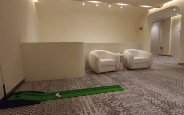 Harbin Dongqing Business Hotel