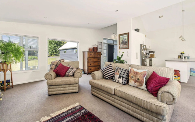 Lupin Lodge Bed and Breakfast