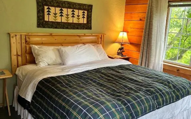 Homer Floatplane Lodge