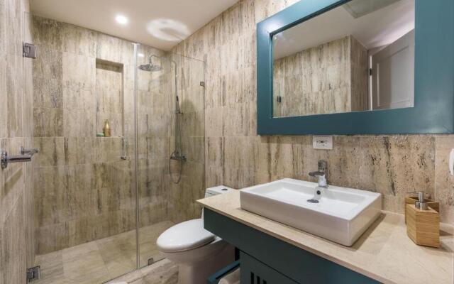 Newly Added El Portillo 2BR Apt