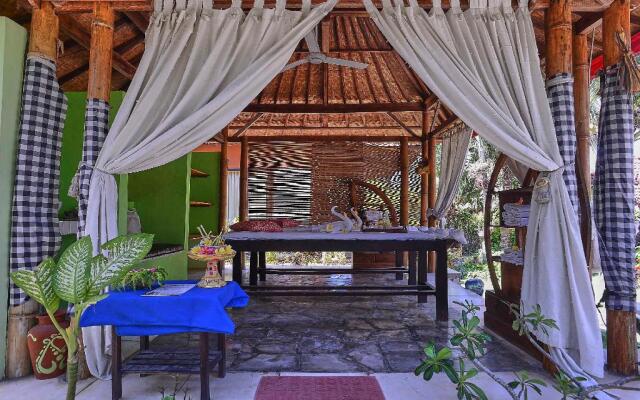 The Tanis Villas and Hotel