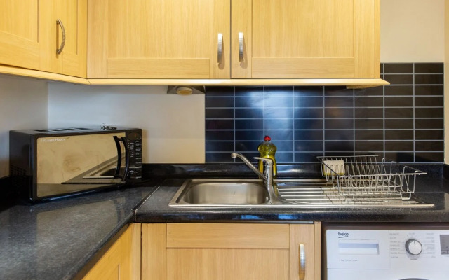 Velvet 1-bedroom Penthouse, Clockhouse, Hoddesdon