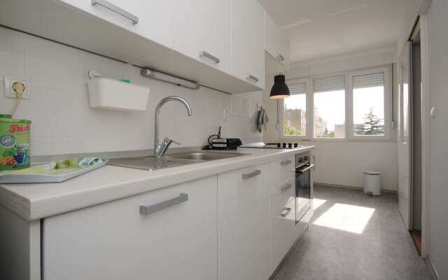 Bolt Holiday Apartment
