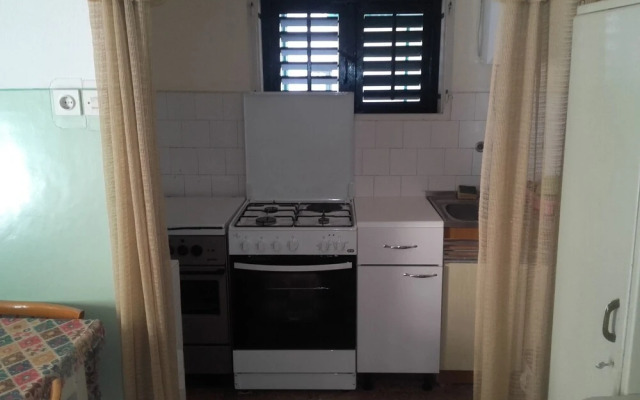 Apartment and Rooms Dragana