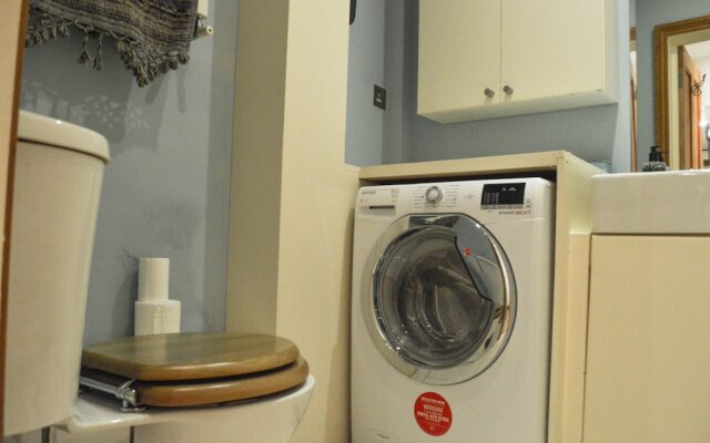 1 Bedroom Flat in Hammersmith With Garden