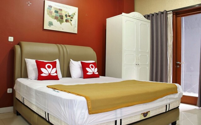 ZEN Rooms Cipete Utara