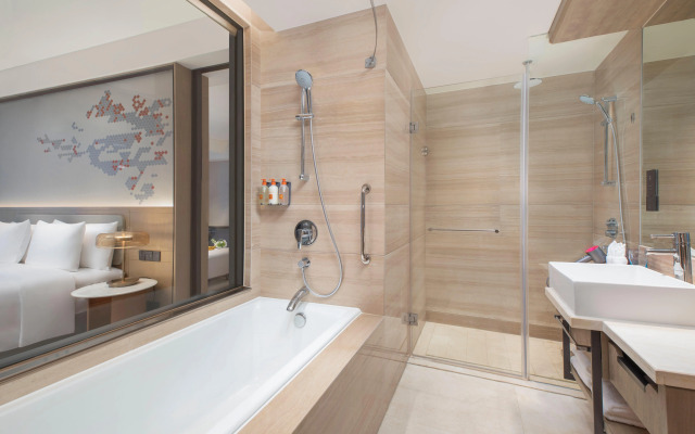 Crowne Plaza Shanghai Jinxiu by IHG