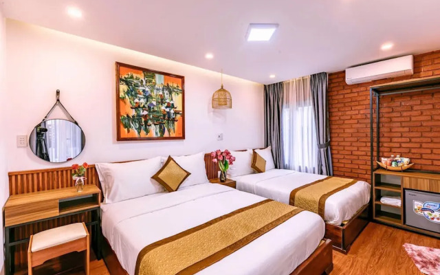 Nana House Homestay