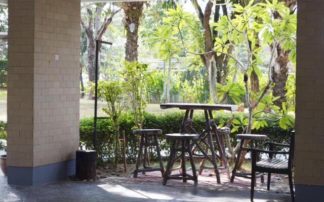 Chic Condo Karon by RESAVA