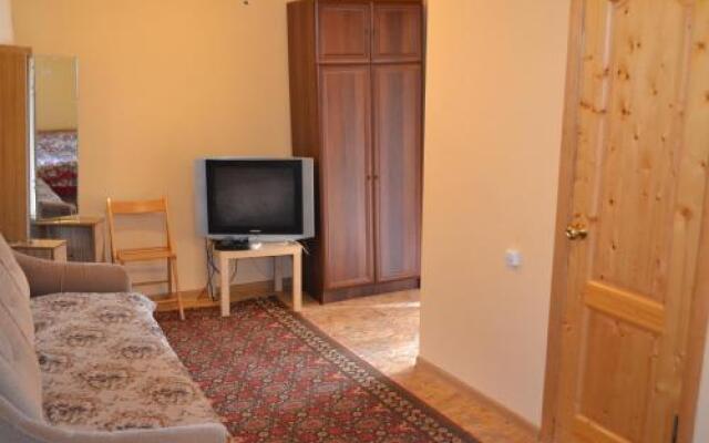 Guest House Karavella