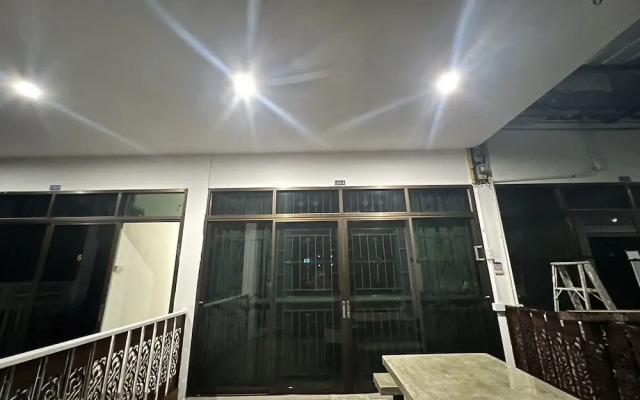 Baan Bua Talay