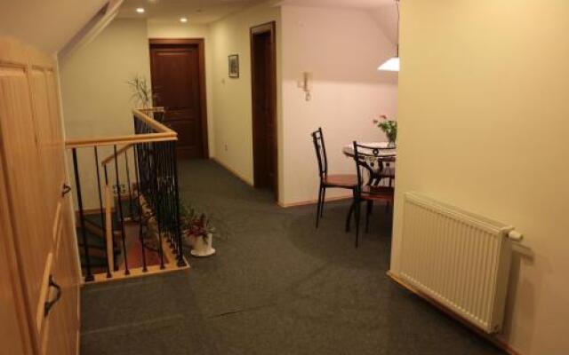 Guest House Tri Korunky